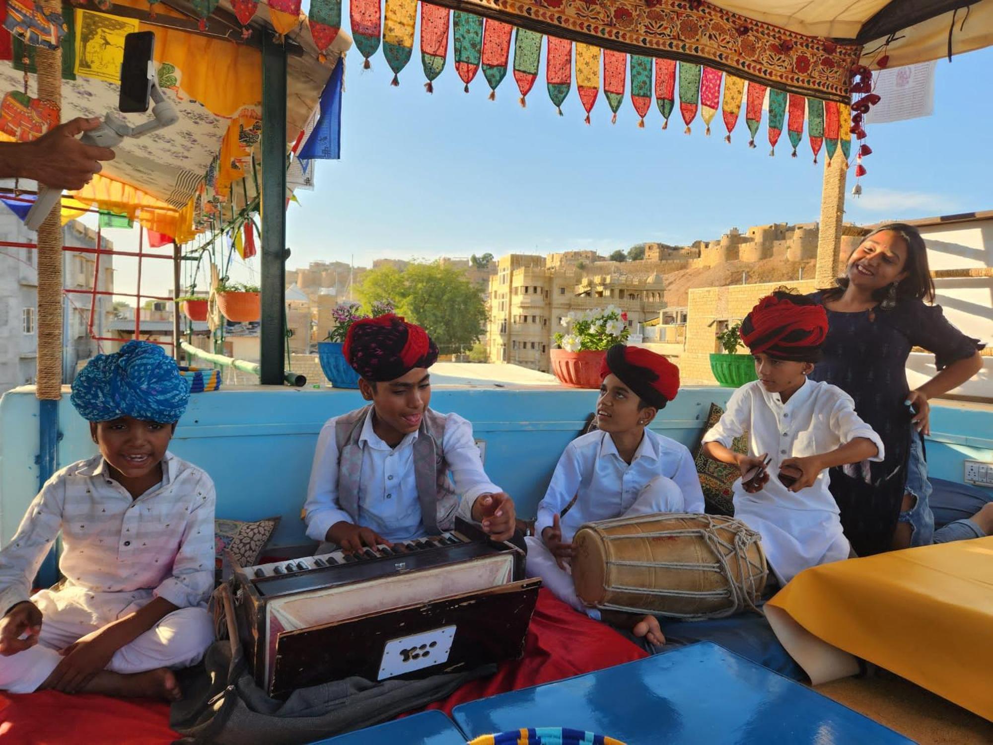 Blue Eye Hostel Jaisalmer Exterior photo